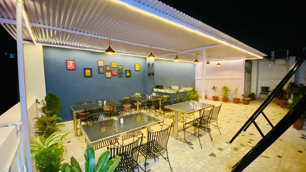 Hotel Pulse Inn Near Railway Station Jaipur Eksteriør billede