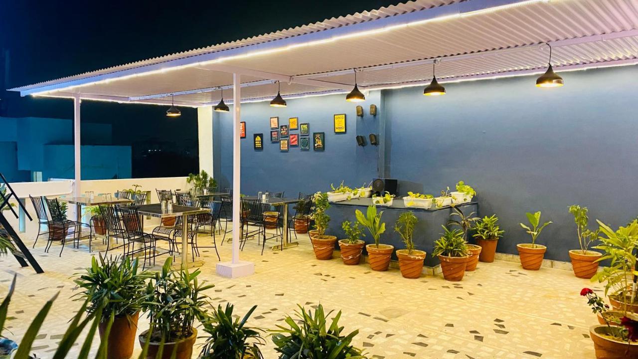 Hotel Pulse Inn Near Railway Station Jaipur Eksteriør billede