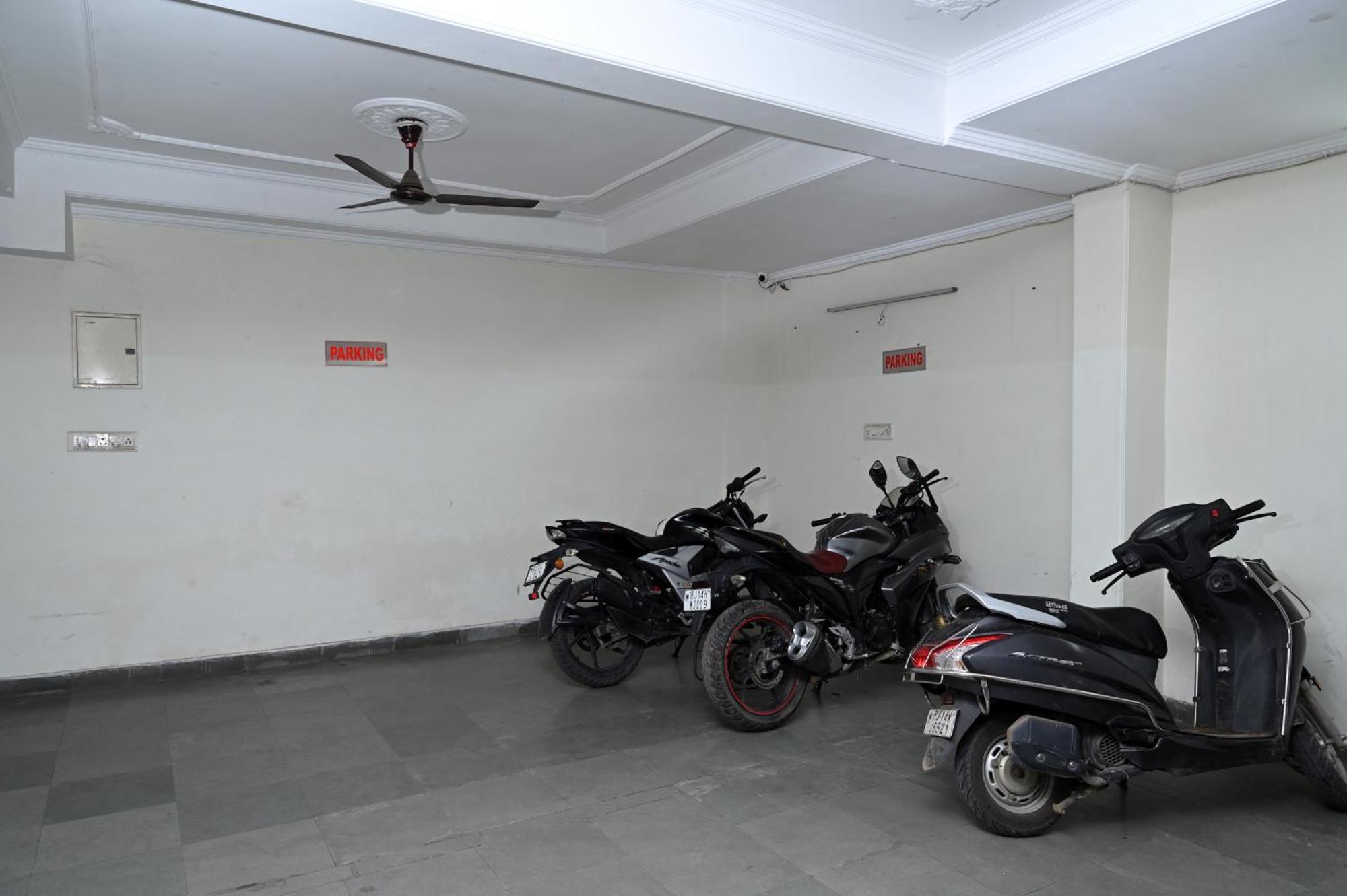 Hotel Pulse Inn Near Railway Station Jaipur Eksteriør billede