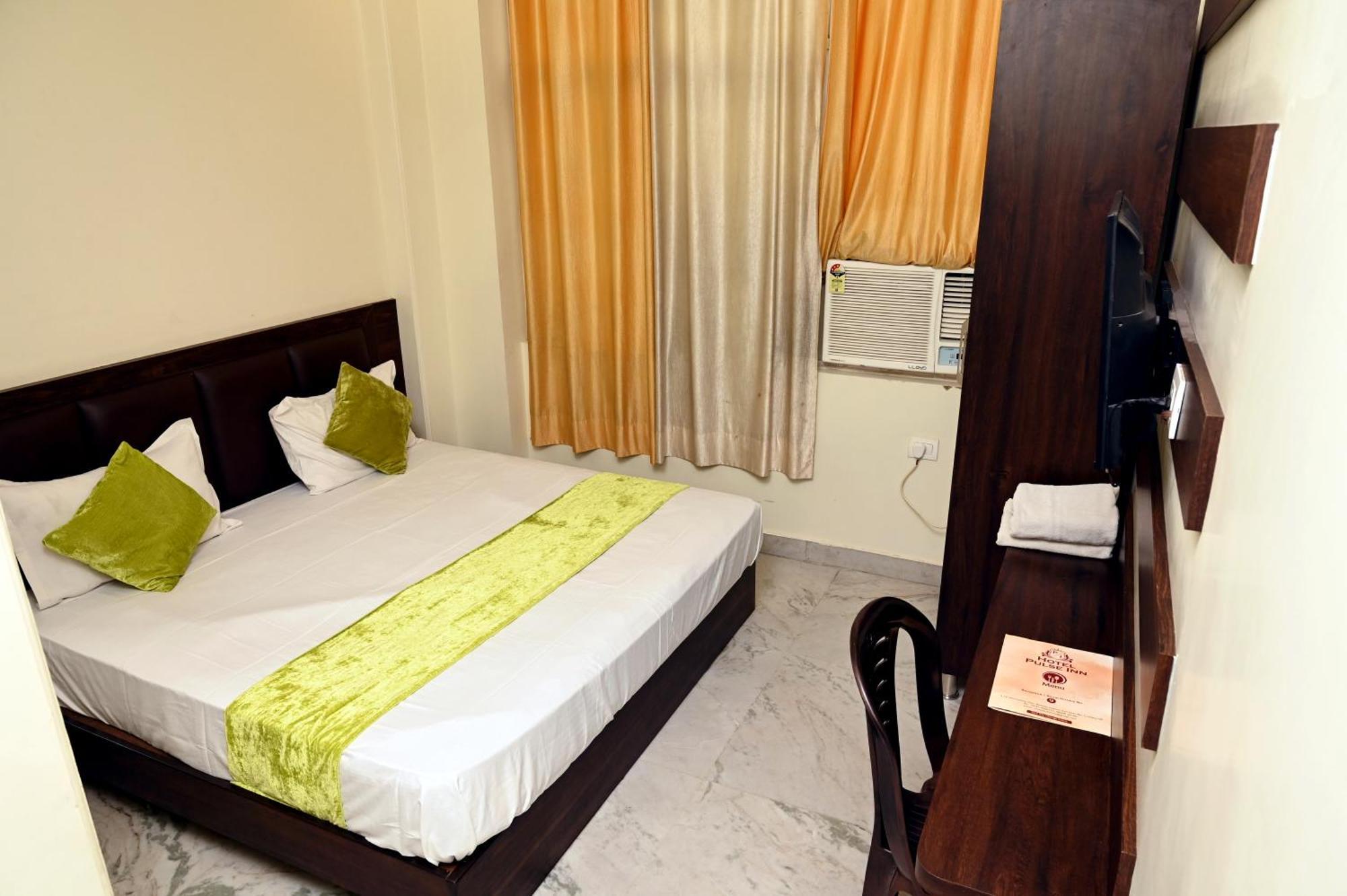 Hotel Pulse Inn Near Railway Station Jaipur Eksteriør billede