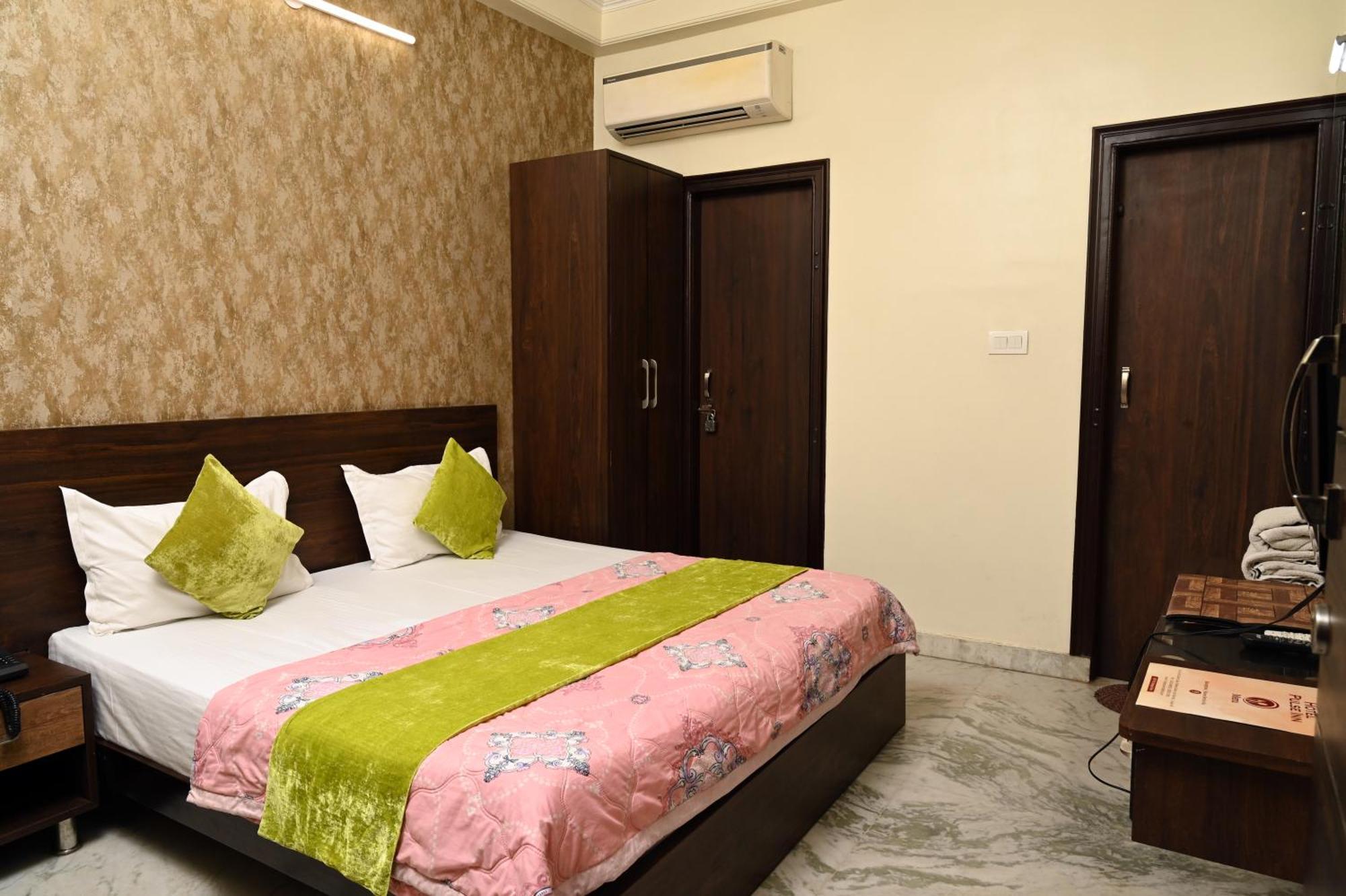 Hotel Pulse Inn Near Railway Station Jaipur Eksteriør billede