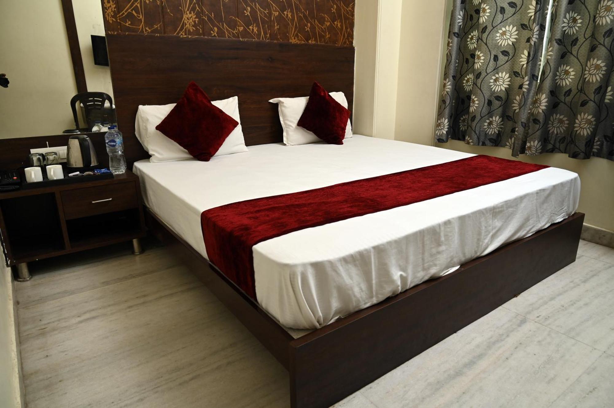 Hotel Pulse Inn Near Railway Station Jaipur Eksteriør billede