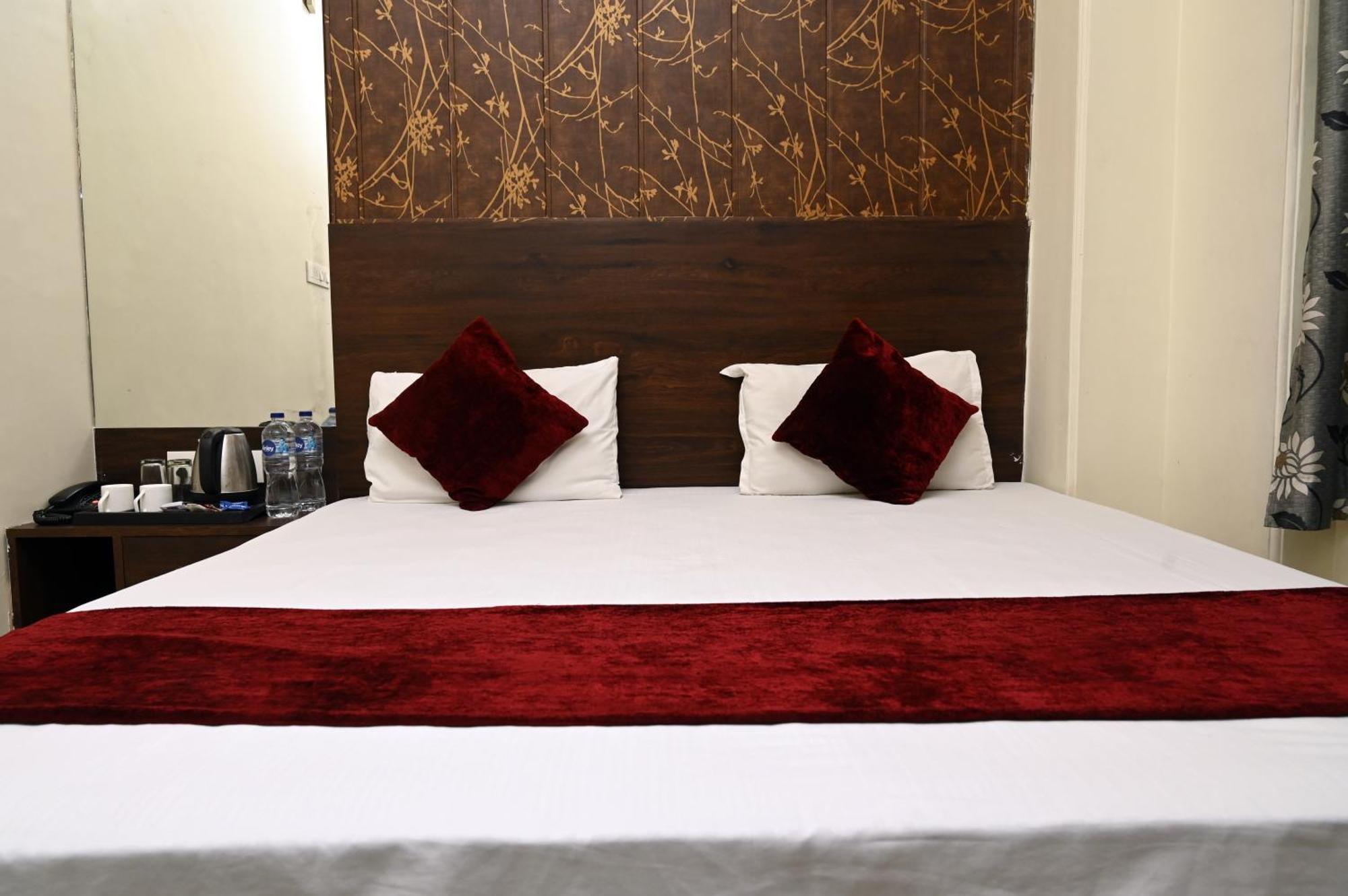 Hotel Pulse Inn Near Railway Station Jaipur Eksteriør billede