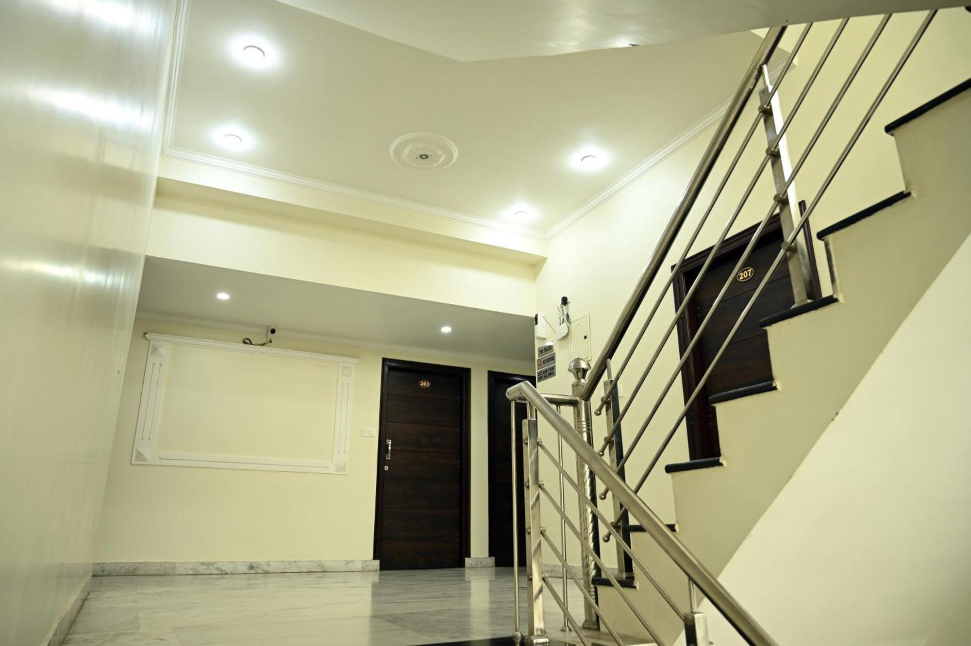 Hotel Pulse Inn Near Railway Station Jaipur Eksteriør billede